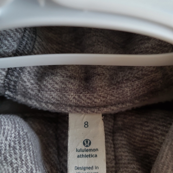 Lululemon scuba hoodie size 8 - Picture 4 of 5
